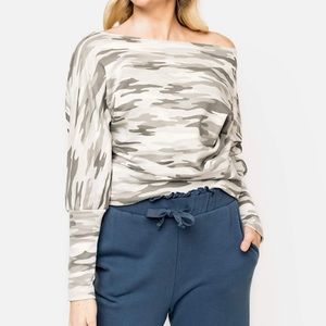 Gibsonlook Off the Shoulder Pullover